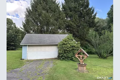 586 Wolcott Road, Bristol, CT 06010 - Photo 7