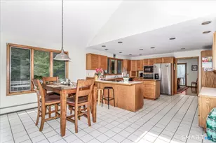 4 Deerfield Rd, Brookfield, CT 06804 - Photo 7