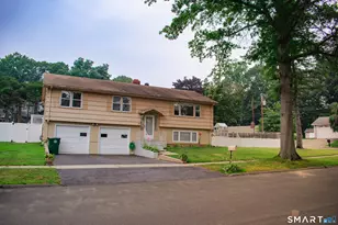 20 Walker Dr, Stratford, CT 06614 - Photo 1
