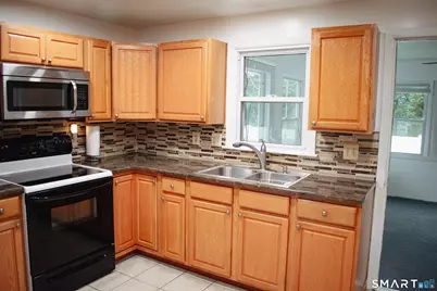 20 Walker Drive, Stratford, CT 06614 - Photo 17