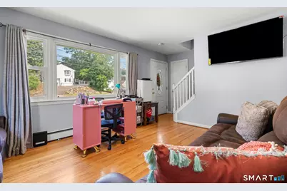 457 Vincellette Street, Bridgeport, CT 06606 - Photo 9