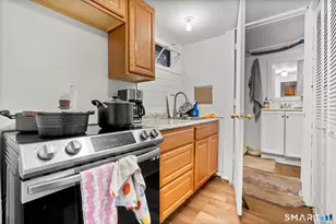 457 Vincellette St, Bridgeport, CT 06606 - Photo 23