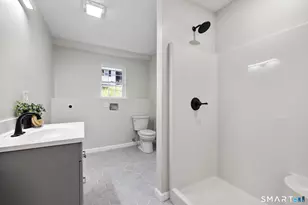 354 Vernon St, Manchester, CT 06042 - Photo 23