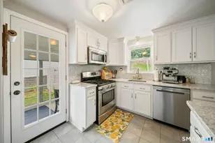13 Edwards Rd, Portland, CT 06480 - Photo 9