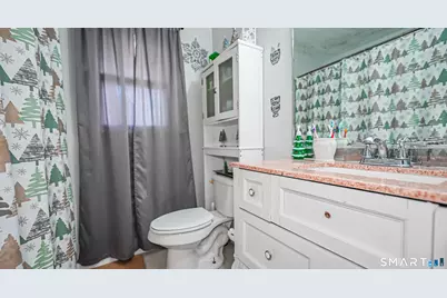 90 Blohm Street, West Haven, CT 06516 - Photo 21