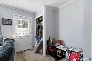 8 Midway Oval, Groton, CT 06340 - Photo 17