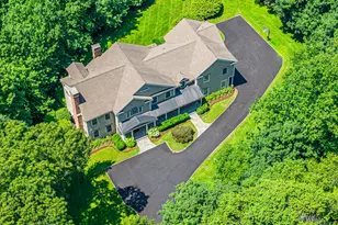 14 Powder Horn Hill Rd, Wilton, CT 06897 - Photo 3