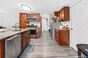 683 Woodin St, Hamden, CT 06514 - Photo 9