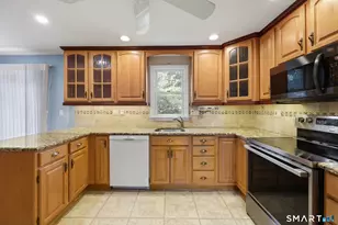 3 Yellow Pine Cir, Middletown, CT 06457 - Photo 23