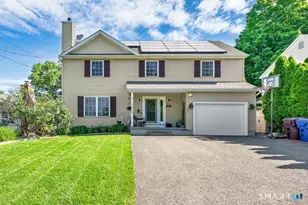 14 Lincoln St, Farmington, CT 06085 - Photo 1