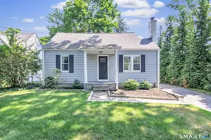 2082 Stratfield Rd, Fairfield, CT 06825 - Photo 1