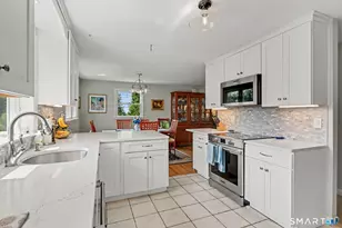 28 Juniper Rd, Newtown, CT 06470 - Photo 11