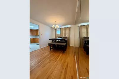 309 Freeman Street, Hartford, CT 06106 - Photo 9
