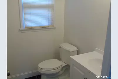 60 Meetinghouse Village #08, Meriden, CT 06450 - Photo 7