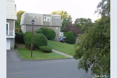 60 Meetinghouse Village #08, Meriden, CT 06450 - Photo 9