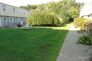 60 Meetinghouse Village, Meriden, CT 06450 - Photo 23