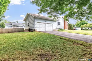 200 Diane Terrace, Stratford, CT 06614 - Photo 5