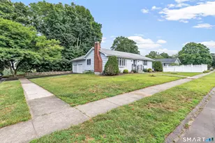 200 Diane Terrace, Stratford, CT 06614 - Photo 3