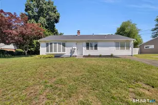 29 Coolidge St, Windsor Locks, CT 06096 - Photo 1