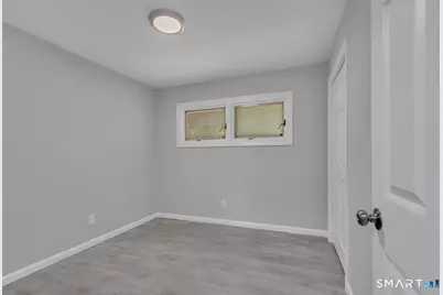 29 Coolidge Street, Windsor Locks, CT 06096 - Photo 7