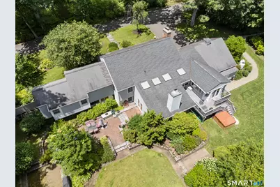 21 Hampton Lane, New Canaan, CT 06840 - Photo 3