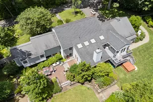 21 Hampton Ln, New Canaan, CT 06840 - Photo 3
