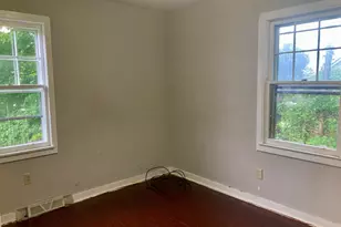 2 School St, Norwich, CT 06360 - Photo 13