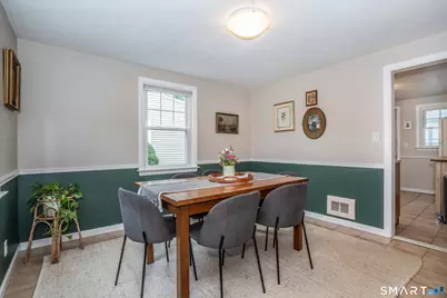 79 Edgemont Avenue, West Hartford, CT 06110 - Photo 11
