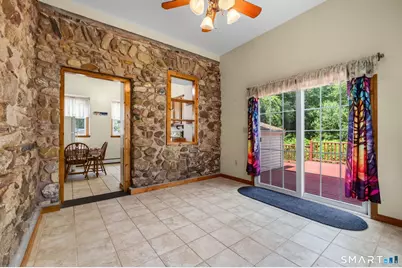 23 Oregon Avenue, East Haven, CT 06512 - Photo 21