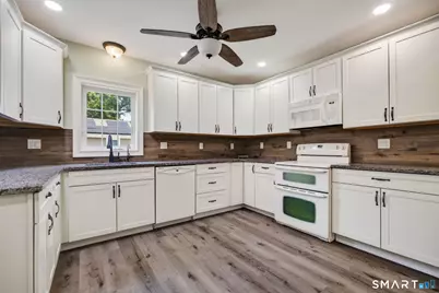 23 Oregon Avenue, East Haven, CT 06512 - Photo 25