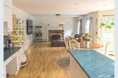 45 Deerfield Drive, Guilford, CT 06437 - Photo 7