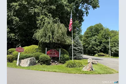 42 Summerfield Gardens #42, Shelton, CT 06484 - Photo 37