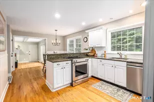 121 Carriage Dr, Southbury, CT 06488 - Photo 11