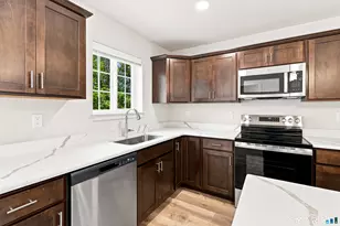 203 Amston Rd, Colchester, CT 06415 - Photo 9