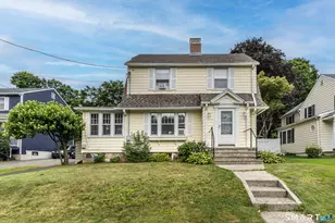 9 George St, Trumbull, CT 06611 - Photo 31