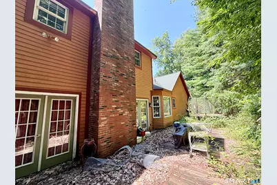 389 Tepi Drive, Southbury, CT 06488 - Photo 5