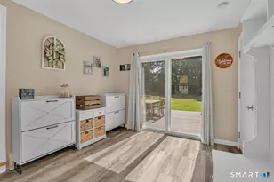 1 Lois Ln, Enfield, CT 06082 - Photo 17