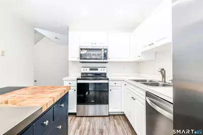 56 Portland Avenue #3, Redding, CT 06896 - Photo 9
