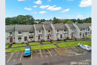 50 Essex Court, Meriden, CT 06450 - Photo 3