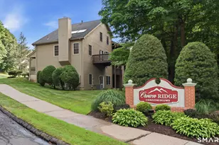 102 Crown Ridge, Newington, CT 06111 - Photo 3