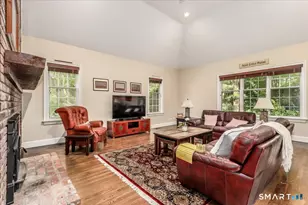 2 Raven Crest Dr, Bethel, CT 06801 - Photo 9