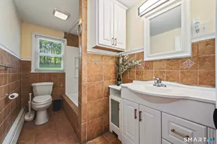 183 Tunxis Ave, Bloomfield, CT 06002 - Photo 21