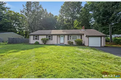 183 Tunxis Avenue, Bloomfield, CT 06002 - Photo 23