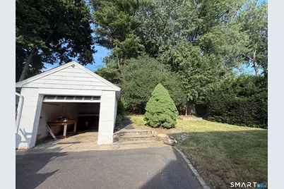 25 Ludlow Manor, Norwalk, CT 06855 - Photo 13