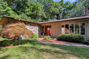 22 Codfish Ln, Weston, CT 06883 - Photo 3