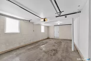 10 Seeley St, Danbury, CT 06810 - Photo 27