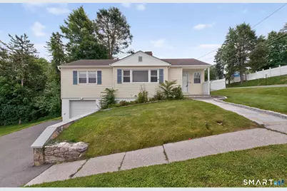 10 Seeley Street, Danbury, CT 06810 - Photo 3
