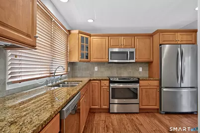 10 Seeley Street, Danbury, CT 06810 - Photo 9