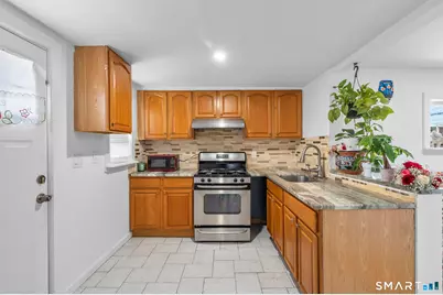 19 Davenport Street, Stamford, CT 06902 - Photo 19