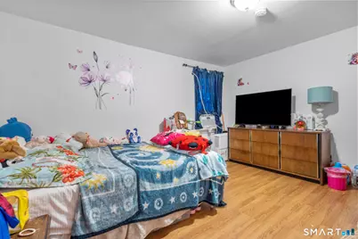 19 Davenport Street, Stamford, CT 06902 - Photo 15